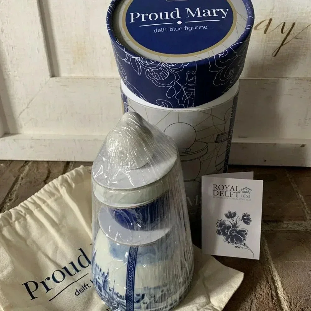 NEW Royal Delft Proud Mary 08 Queen of Scott Collectible - View of Delft